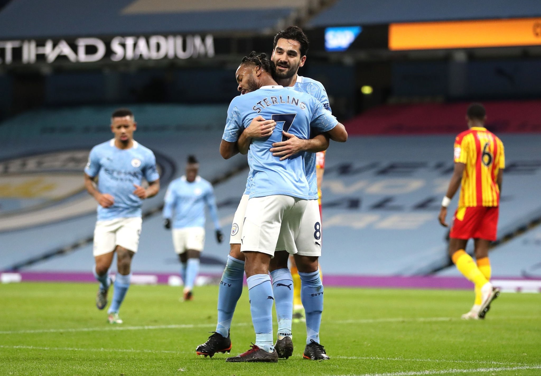 榜单首名的 榜单首名的